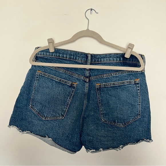 High Rise Mom Short - Picture 3 of 3